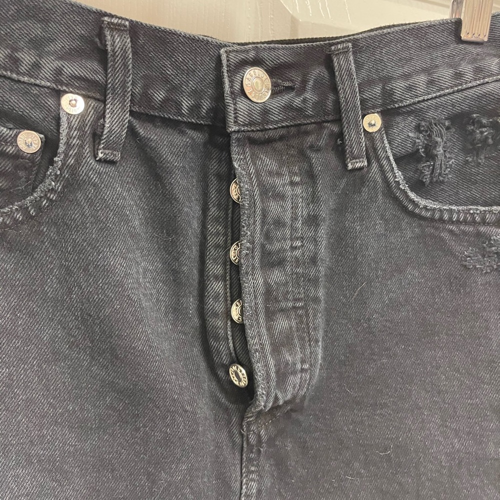 AGOLDE Quinn High Rise Distressed Black Denim Skirt - Picture 3 of 9